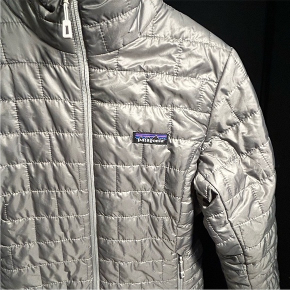 Patagonia Silver Puffer Jacket - Picture 3 of 8